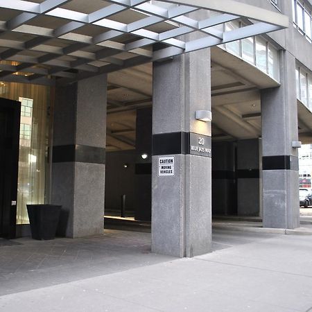 Livingsuites Toronto - 20 Blue Jays Way Exterior foto